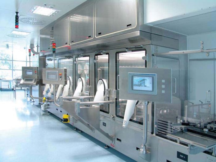 Cleanroom-10-700x525.jpg